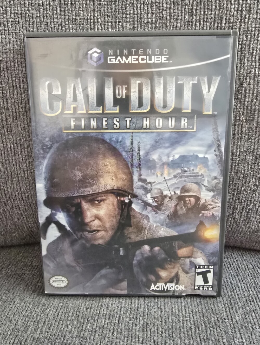 Nintendo GameCube Call of Duty: Finest Hour (Black) - Nintendo / Activision